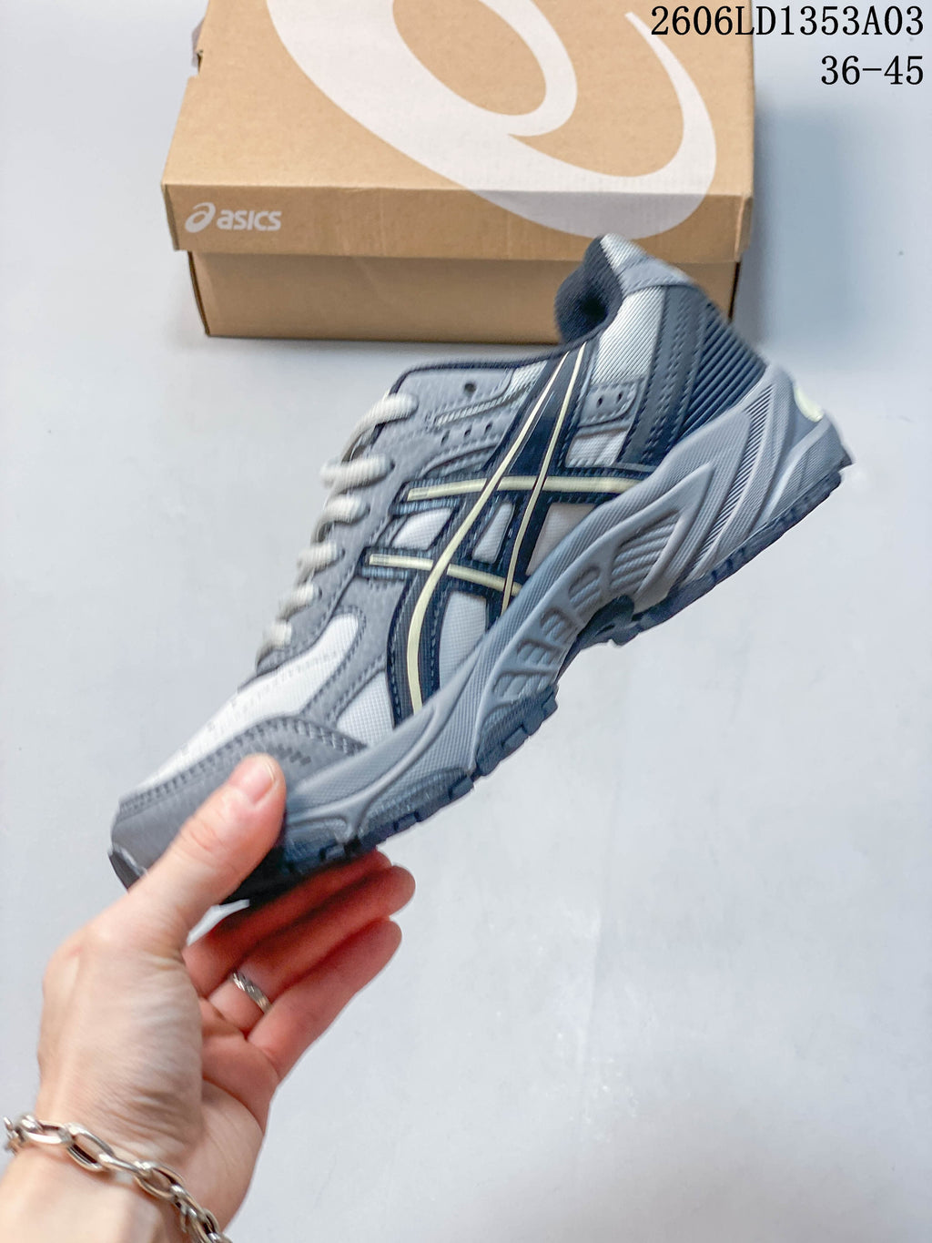ASICS GEL-170TR Sneakers Grey 1203A096-200