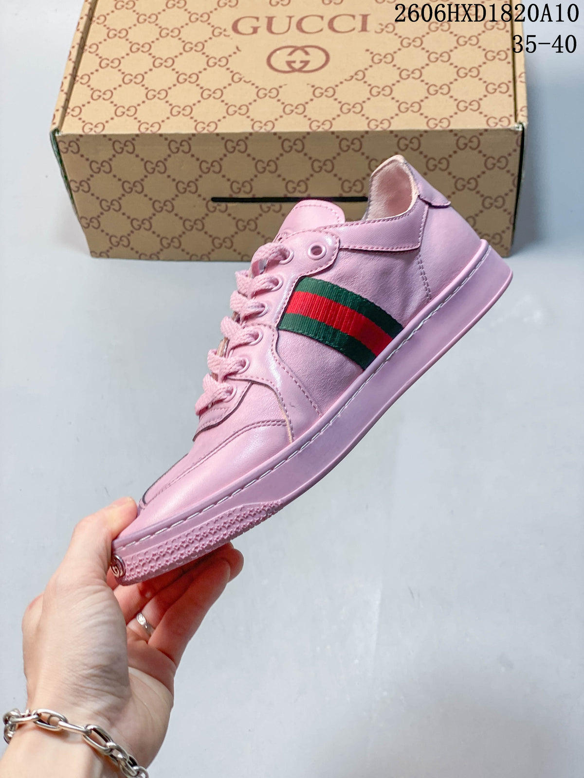 Gucci Pink Retro Low-Top Sneakers with Web Stripe 2606HXD1820A10