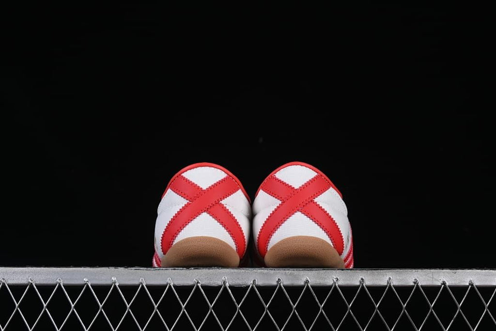 adidas Tokyo W JI3300 Sneakers in White and Red