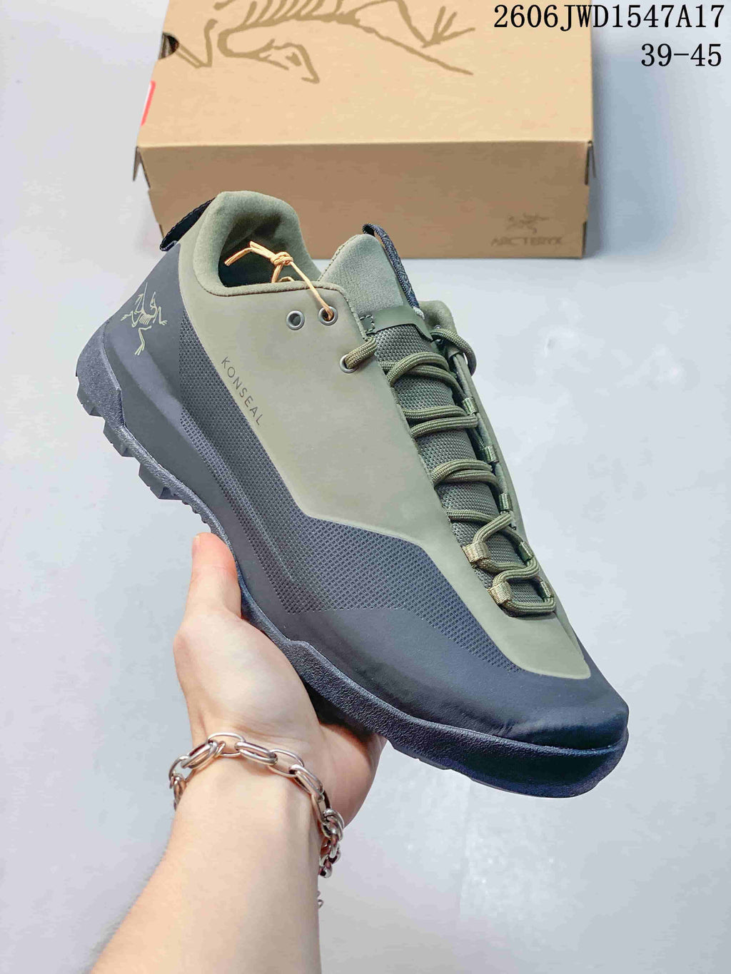 Arc'teryx Konseal Low-Top Outdoor Shoes for Women