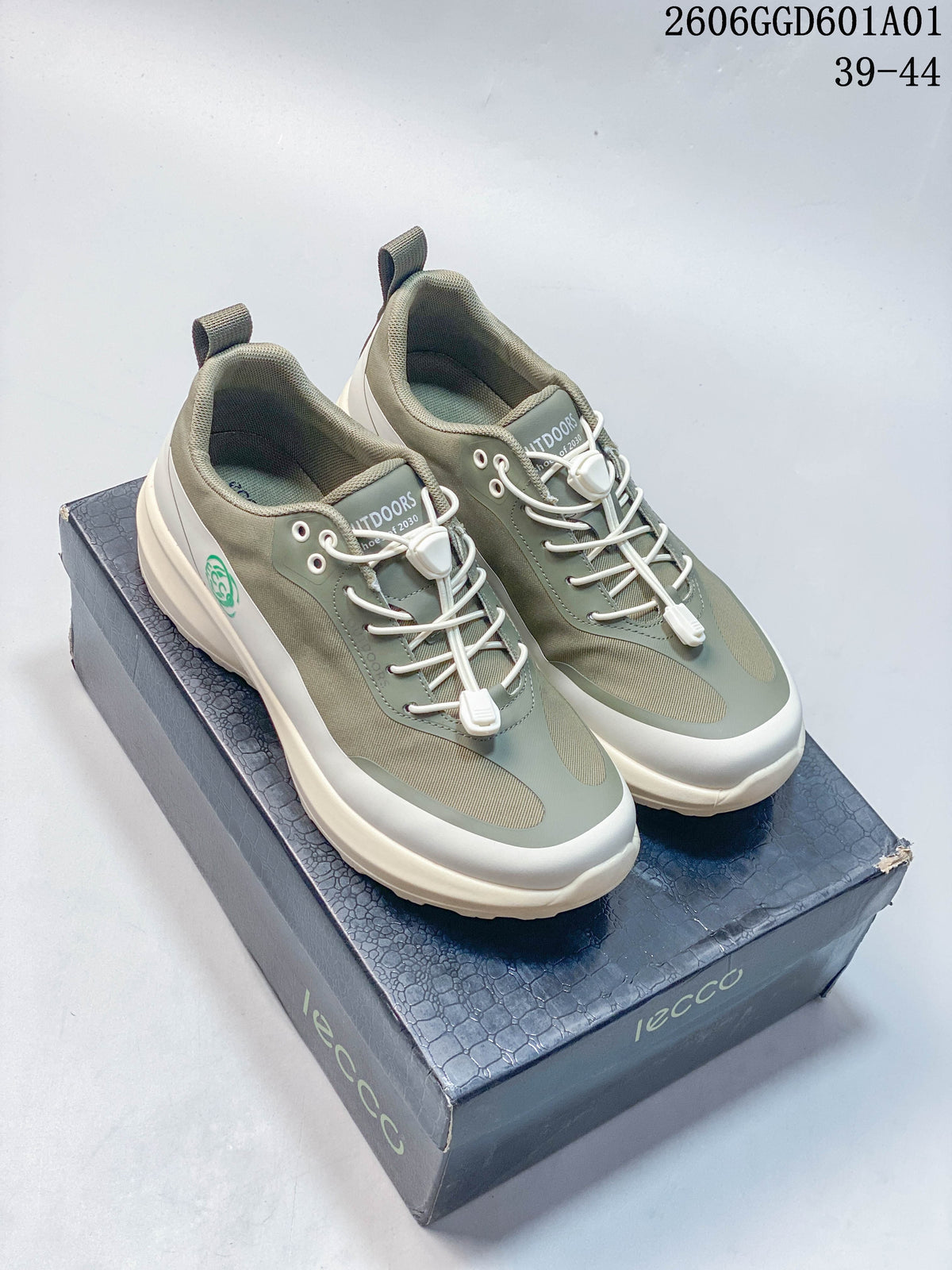 ECCO 620010ASQEE Color-Block Lace-Up Sneakers, Sage and Cream