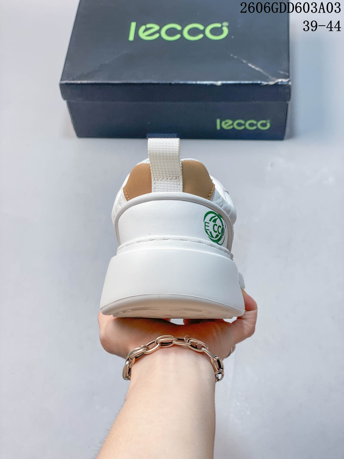 Ecco Biom Fjuel White Low-Top Lace-Up Sneakers