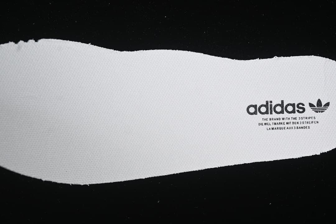 adidas Tokyo W JI0182 Sneakers, Cream and Black