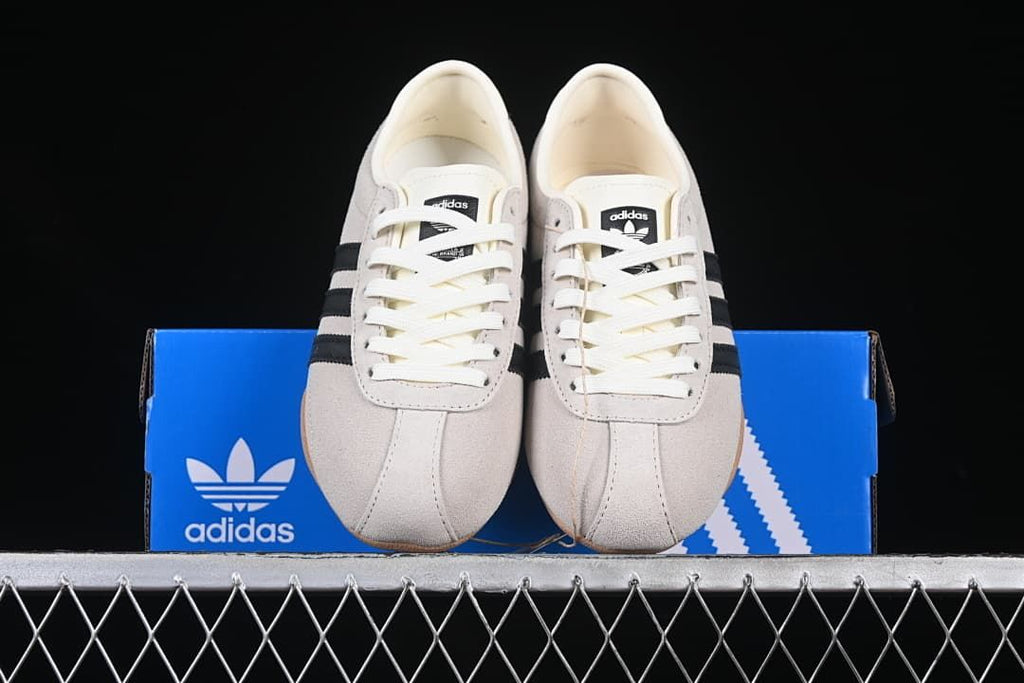 adidas Tokyo W JI0182 Sneakers, Cream and Black
