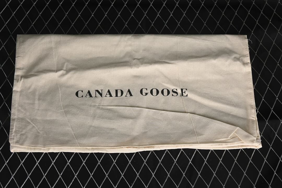 Canada Goose Glacier Trail Sneaker in Black