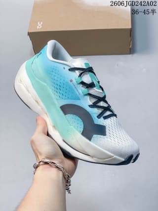 ON Cloudboom Max Sneakers Turquoise White 2606JGD242A02