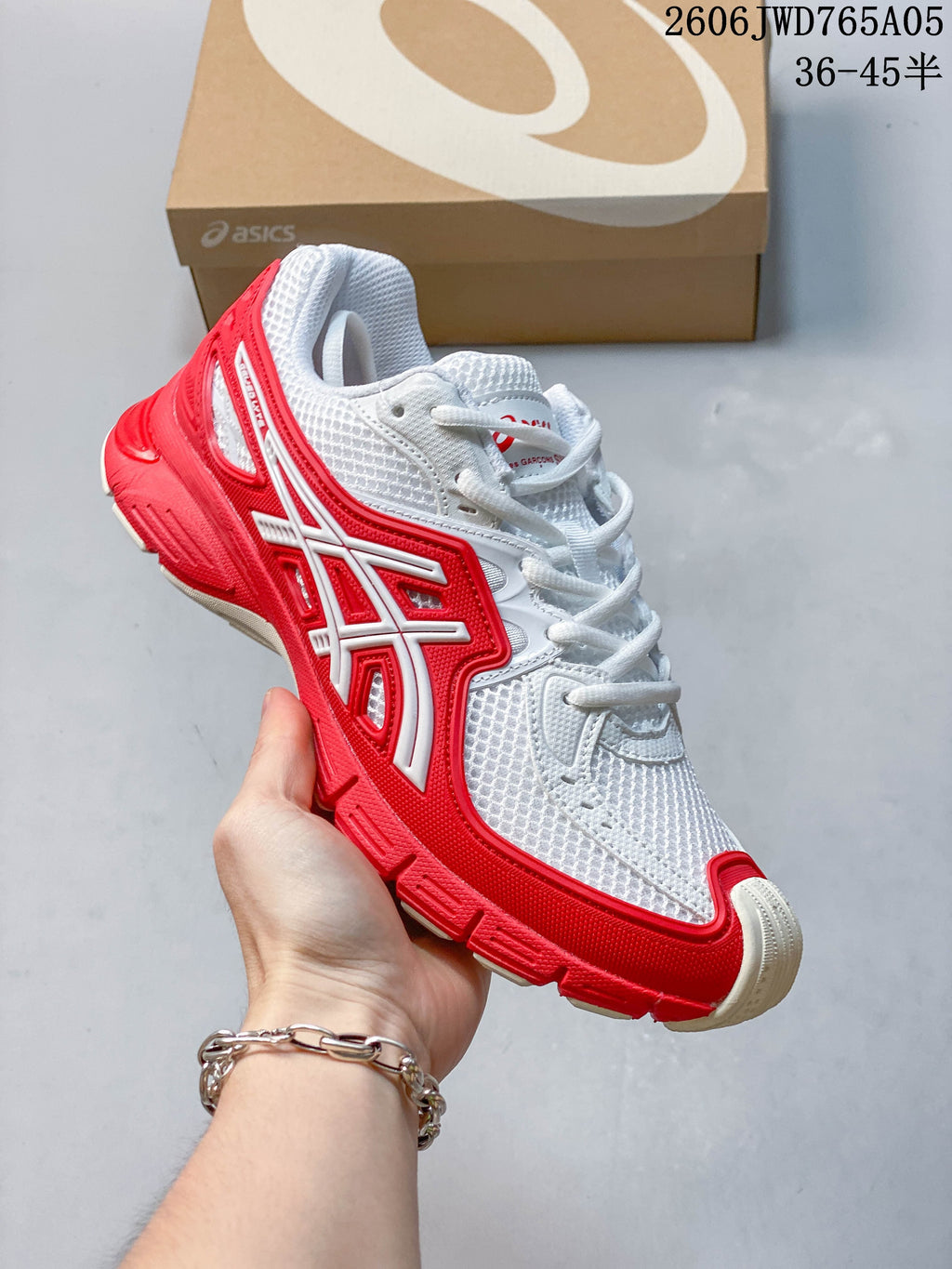 ASICS Gel-TRUCK Sneakers White and Blue or Red