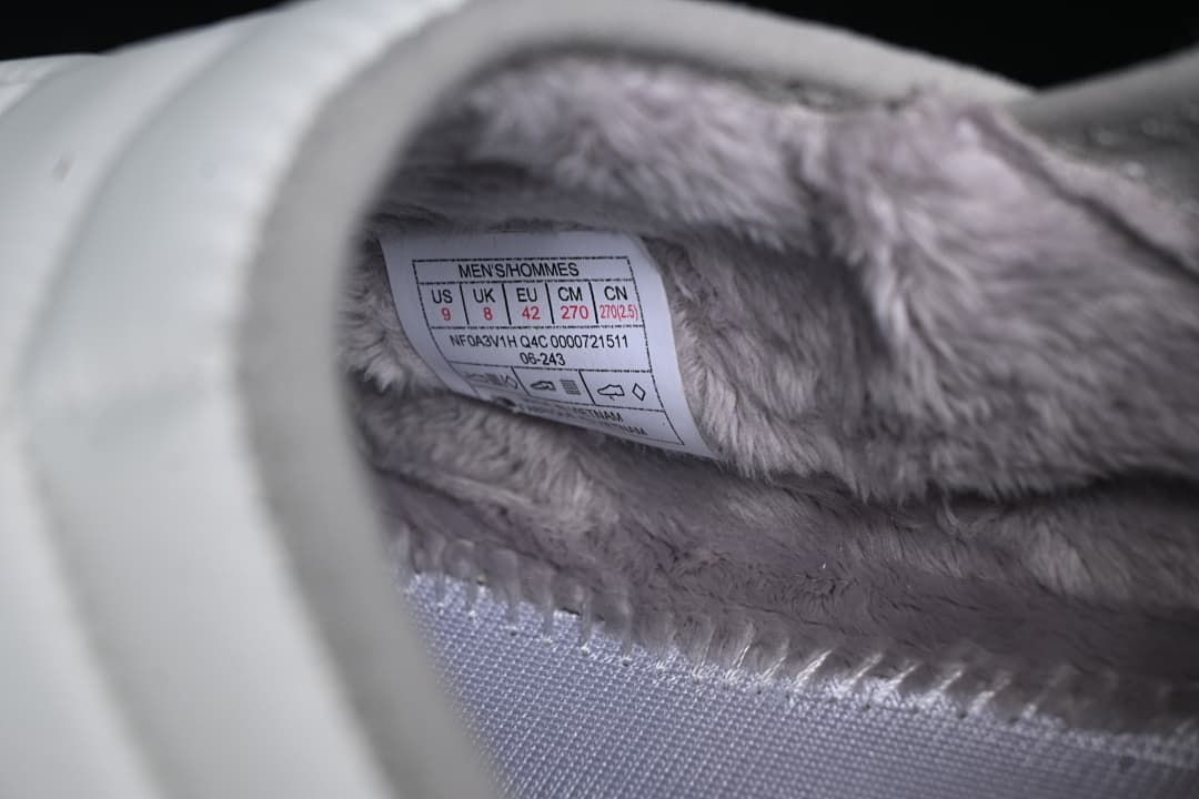 The North Face ThermoBall Traction Mule Slippers White