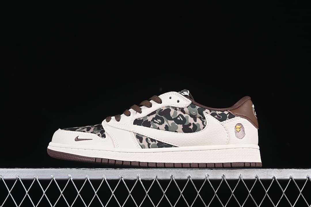 Travis Scott x Fragment Air Jordan 1 Low Camo Sneakers