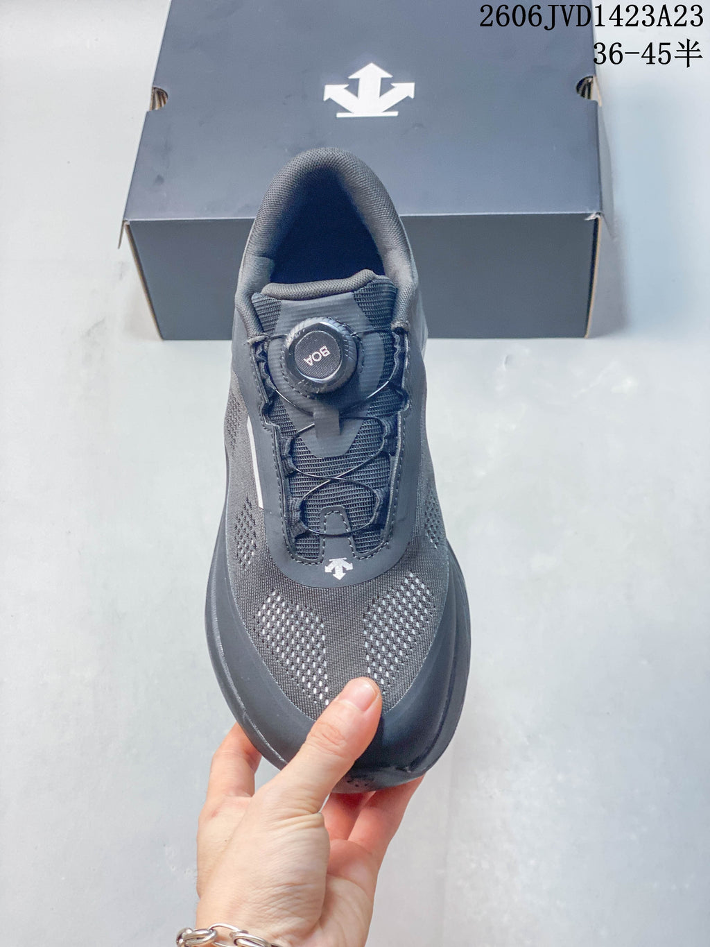 Descente Traxis Urban Outdoor Sneakers, Charcoal, JVD1423A23