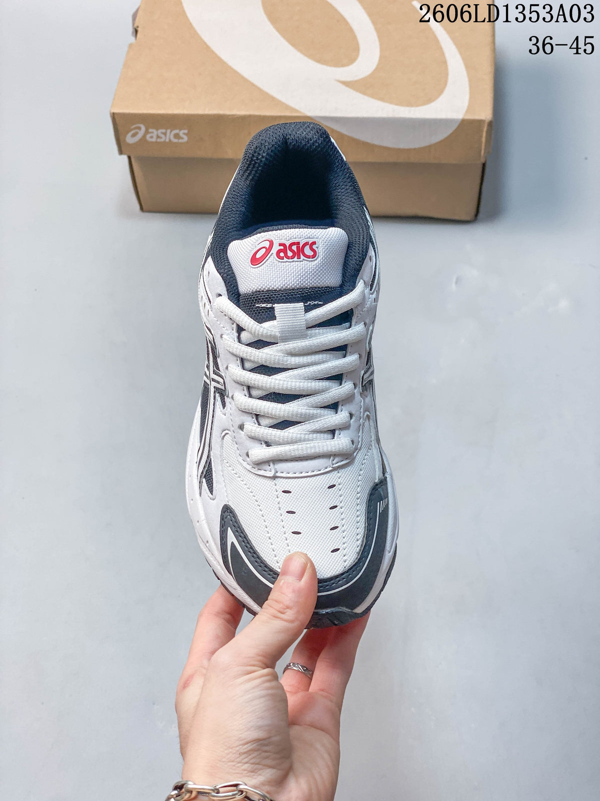 ASICS GEL-170TR White and Navy Sneakers 1203A096-200