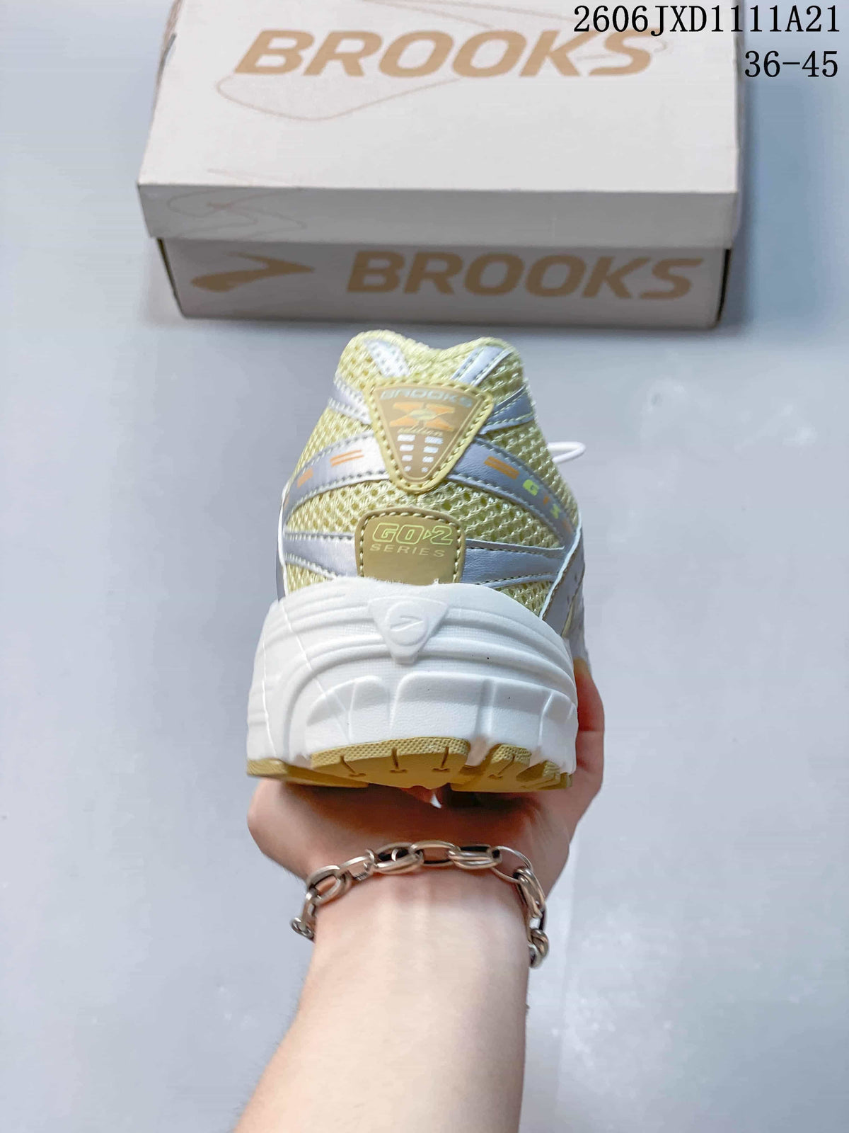 Brooks Adrenaline GTS 10 Running Sneakers – Yellow and Silver