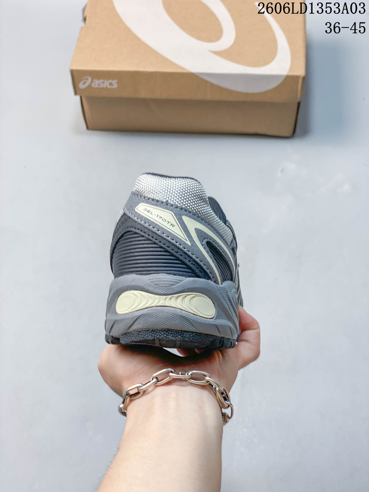 ASICS GEL-170TR Sneakers Grey 1203A096-200