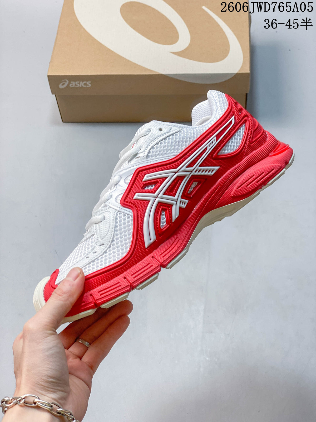 ASICS Gel-TRUCK Running Sneakers White Red 1203A485-001