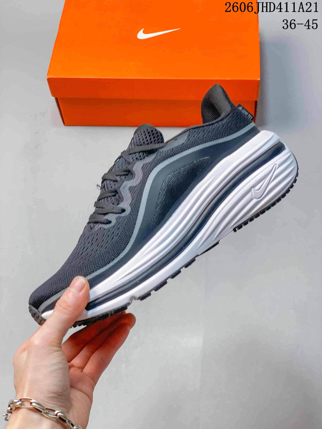 Nike Air Zoom Winflo 12 Running Shoes, Dark Gray