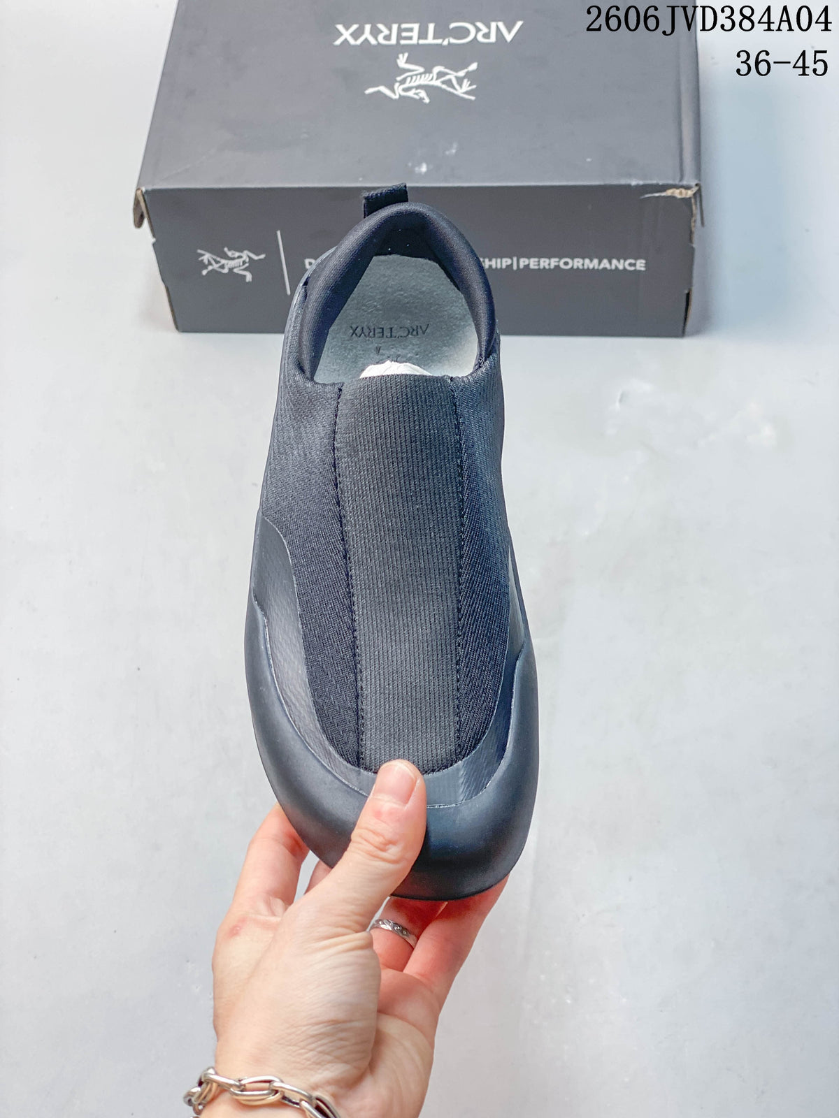 Arc'teryx Kragg Slip-On Shoes in Dark Gray