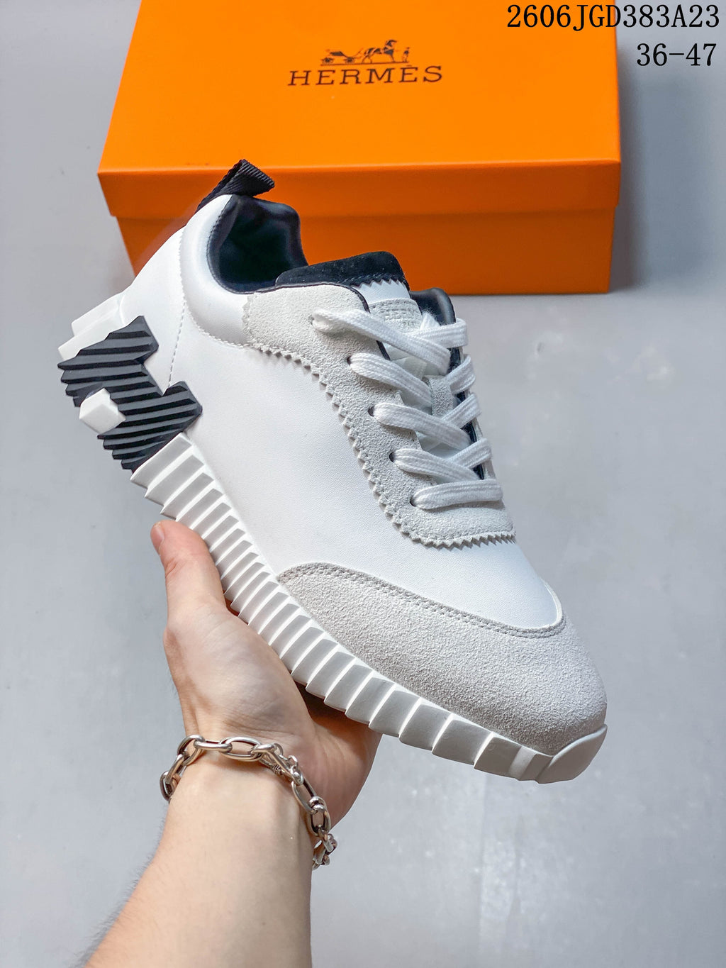 Hermès Low-Top Sneakers with Ribbed Sole