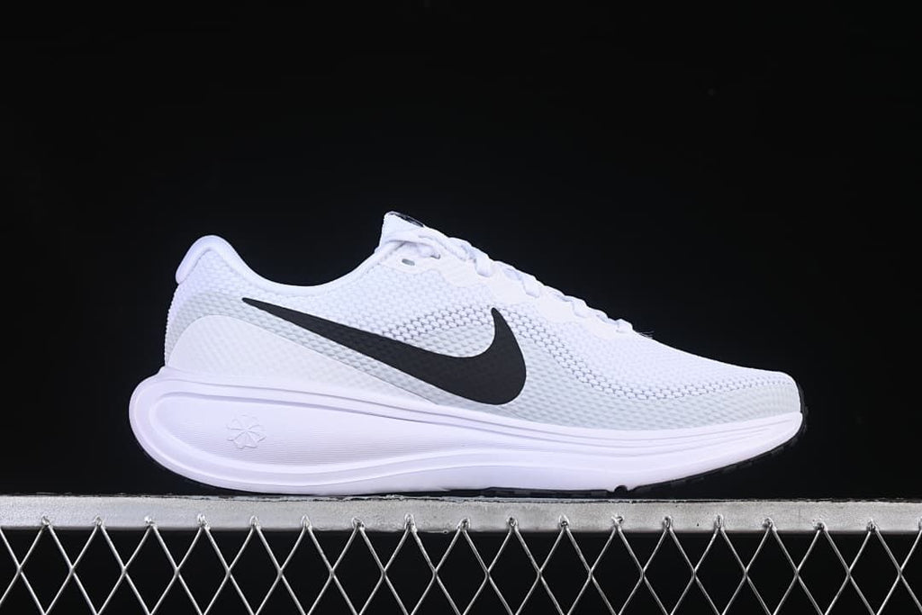 Nike Revolution 8 Running Shoes White Black HJ9198-101