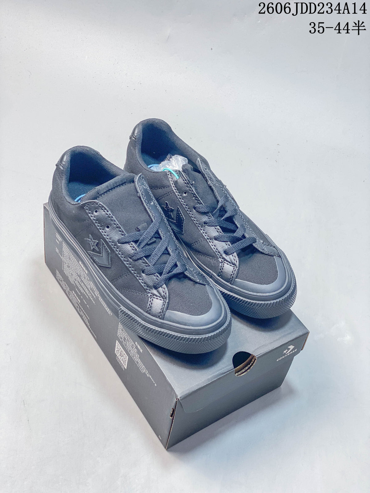 Converse Sport Casual Low-Top Sneakers in Charcoal